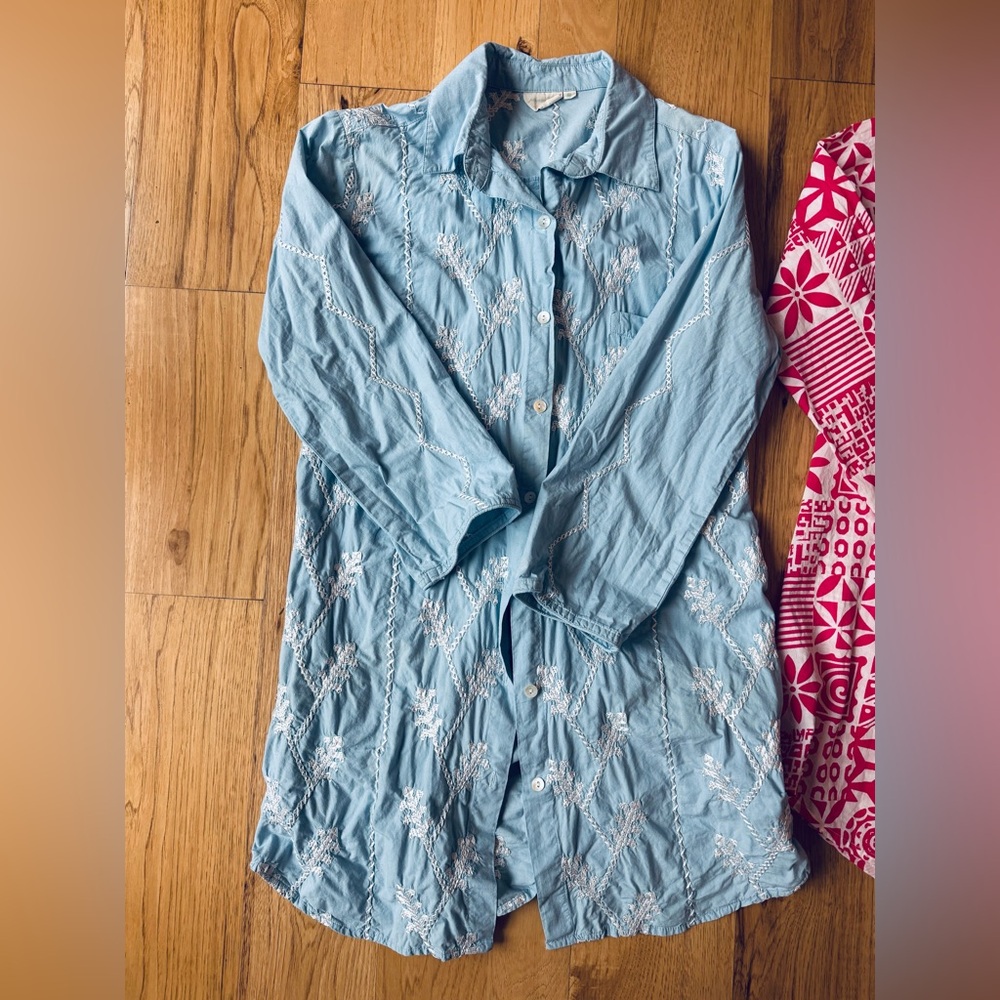 Julia Amory swizzle top size Small